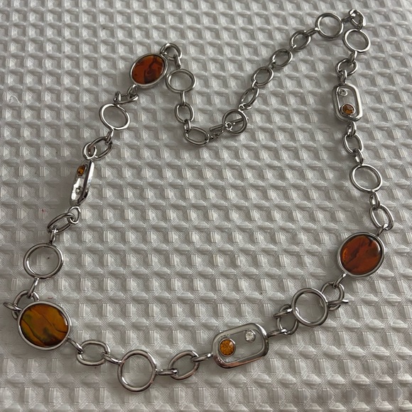 Vintage Butler Silvertone Necklace & Earrings - Picture 7 of 15